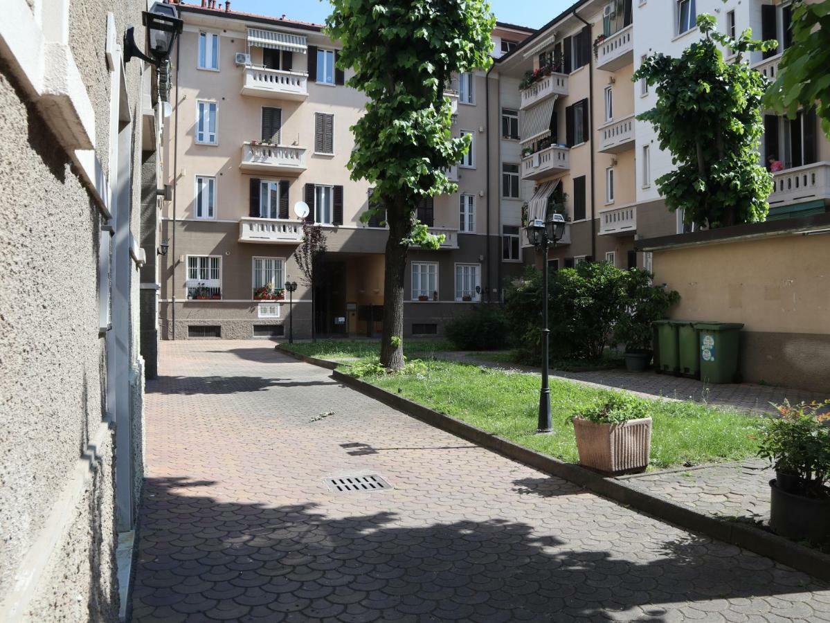 Paki Home Nel Cuore Dei Navigli Di Milano Exterior foto