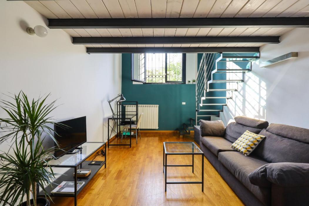 Paki Home Nel Cuore Dei Navigli Di Milano Exterior foto