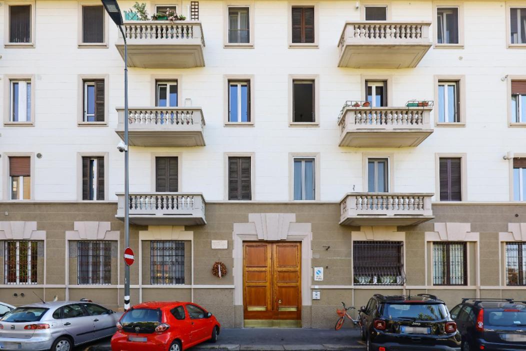 Paki Home Nel Cuore Dei Navigli Di Milano Exterior foto